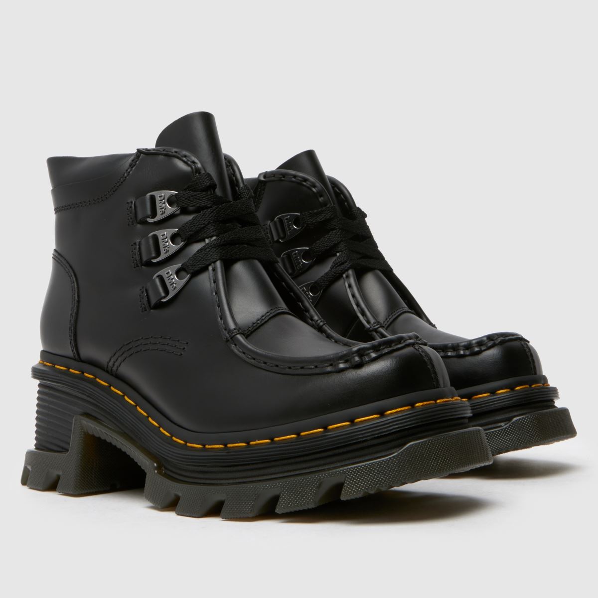 Dr Martens – Corran – Svarta stövlar med 3 öglor