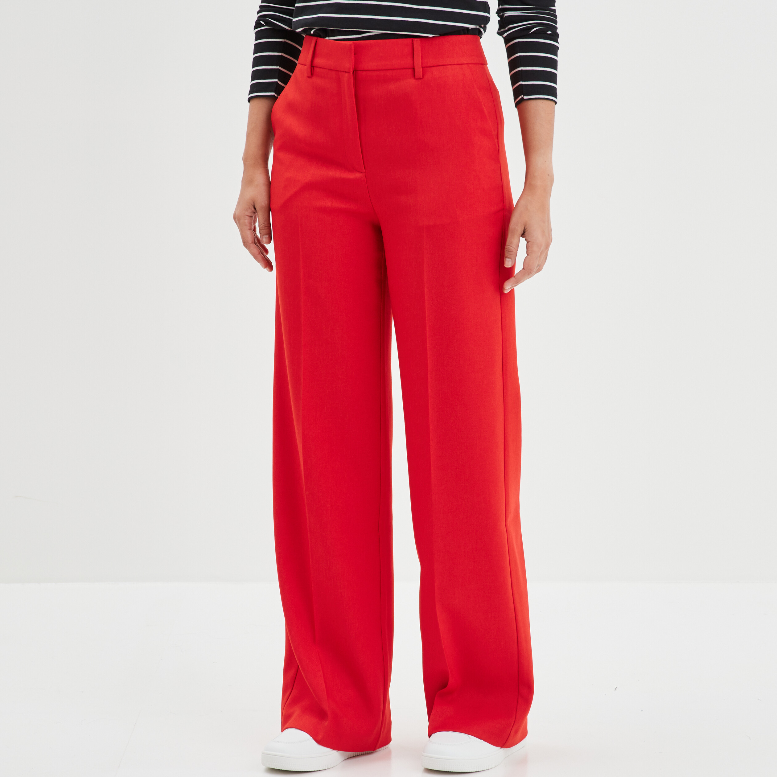 Pantalon cigarette jambe large à pinces rouge femme | La Halle