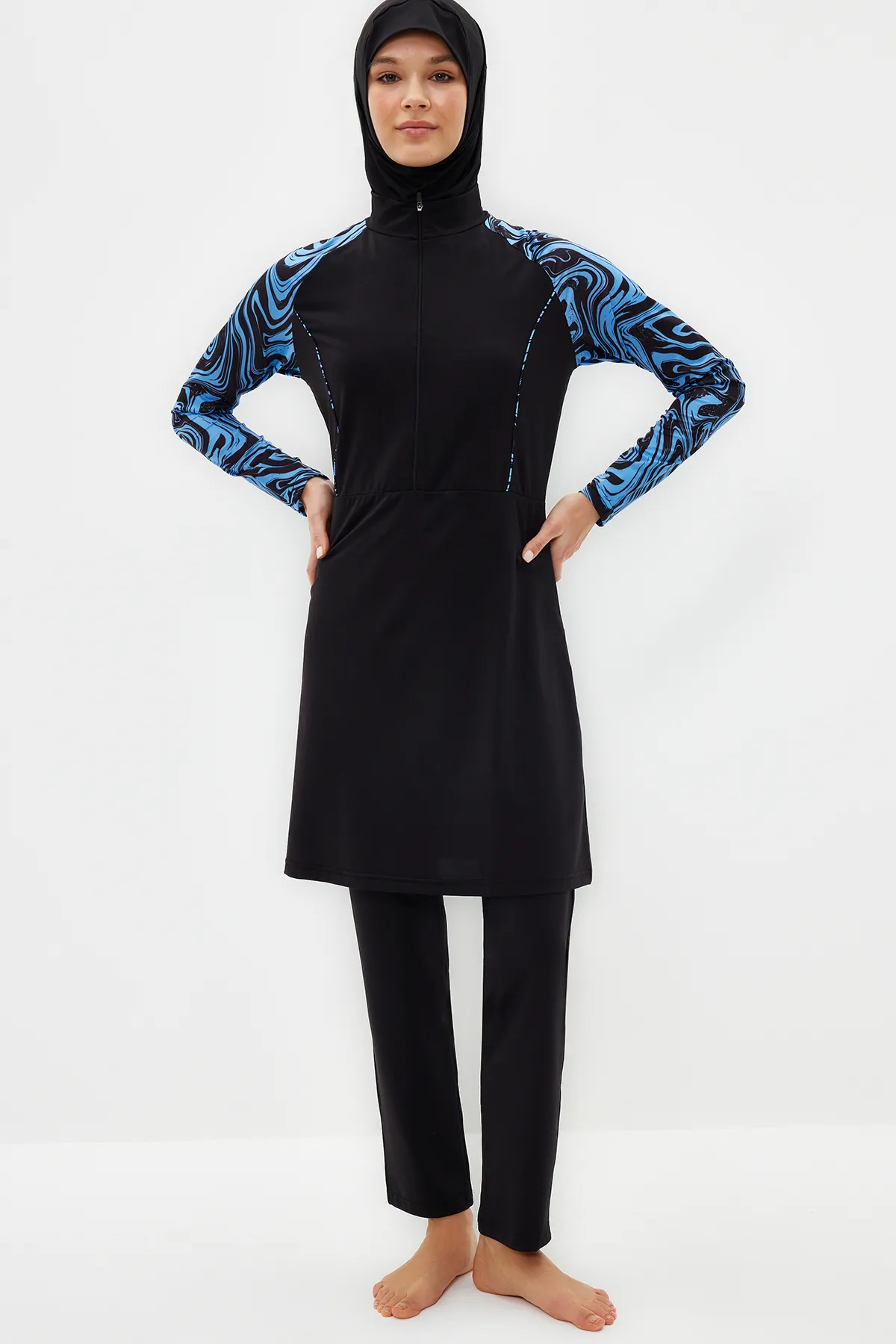 Trendyol Modest  Marineblaues, langärmliges Surf Performance 3-teiliges Badeanzug-Set TCTSS22CF0021