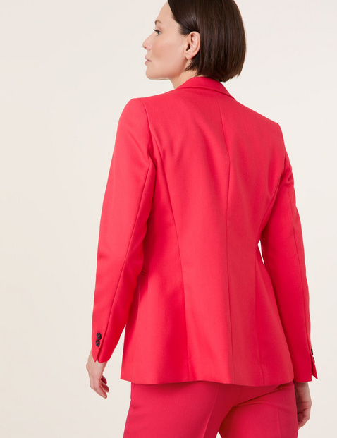 Taillierter Blazer mit Stitchings