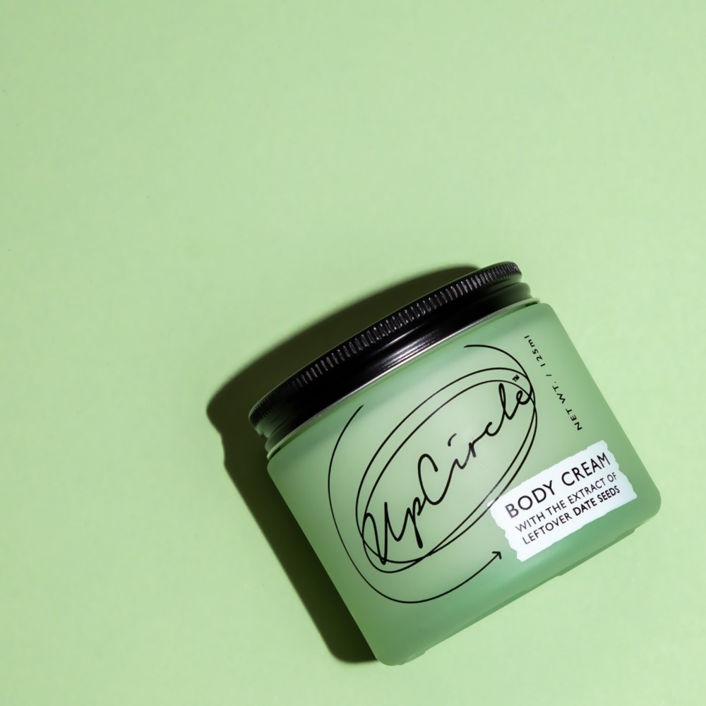 upcircle Care: Body Cream with Date Seeds Care: Soin Corps