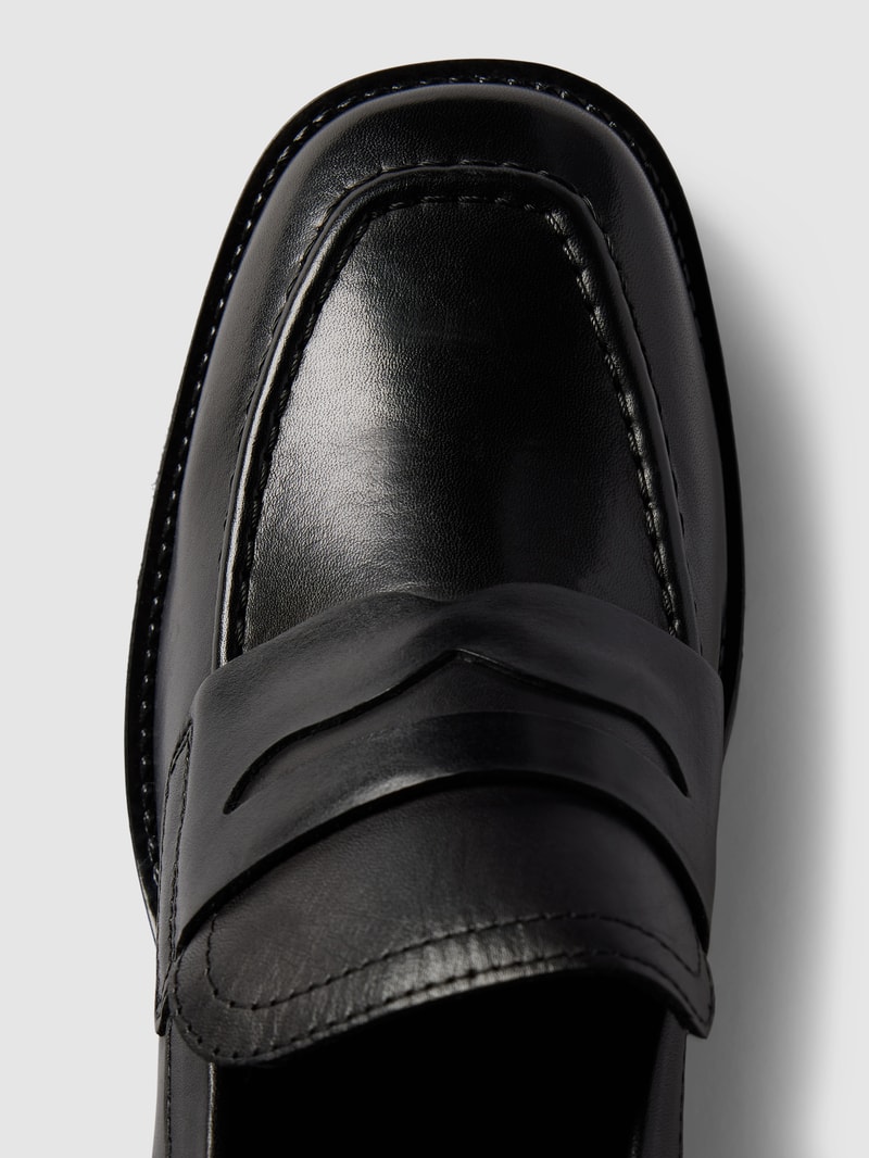 Loafer mit Schaftbrücke in schwarz