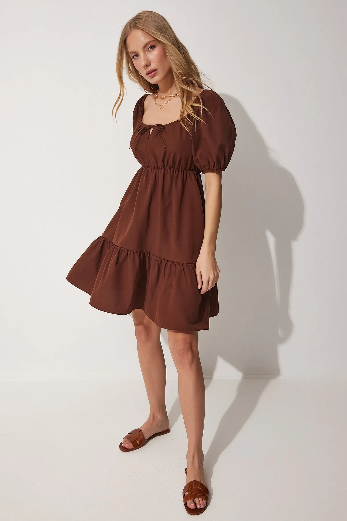 Happiness İstanbul  Ausgestelltes Popelinekleid mit gerafftem Kragen