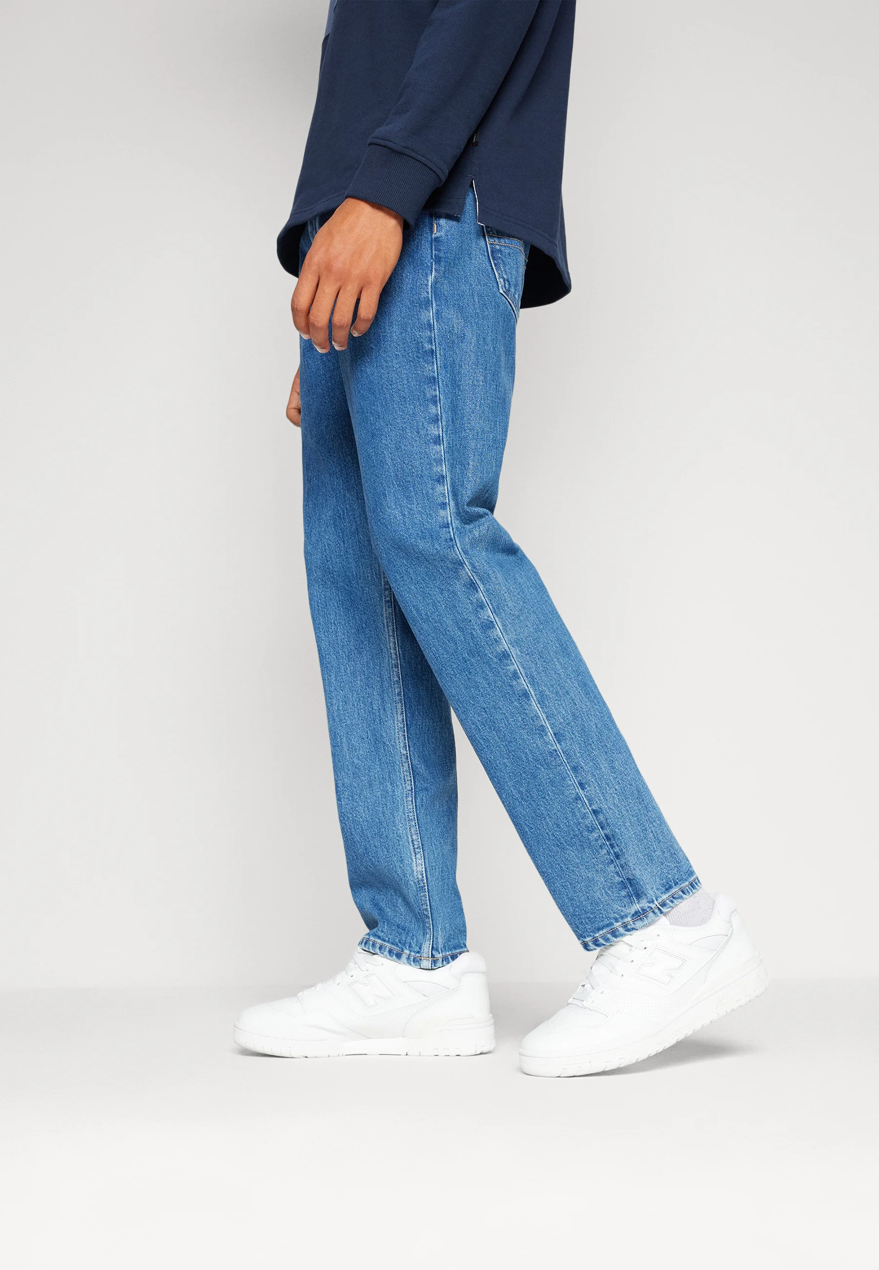 Tommy Jeans DAD REGULAR TAPERED - Vaqueros ajustados