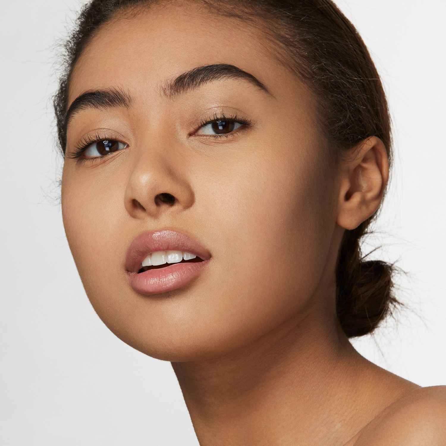 Estée Lauder Long-Lasting, Transfer-Proof Foundation SPF 10