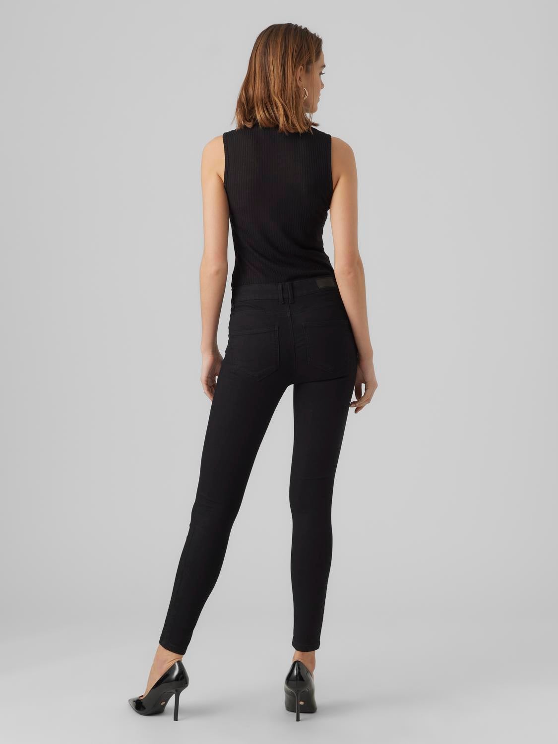 VMSELA Mid Rise Slim Fit Jeans