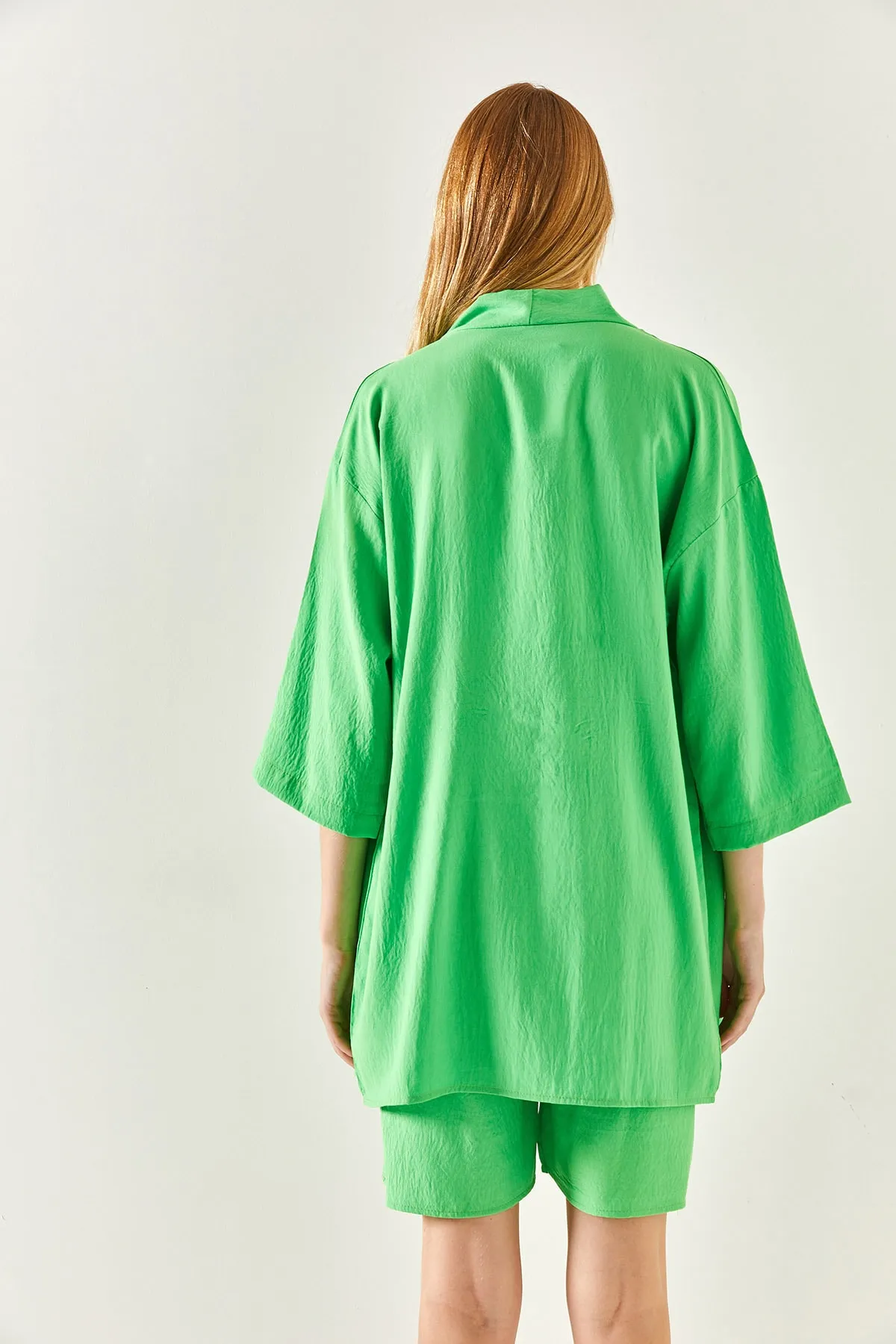 Olalook  Damen-Kimono-Set mit erdnussgrünen Shorts TKM-19000216