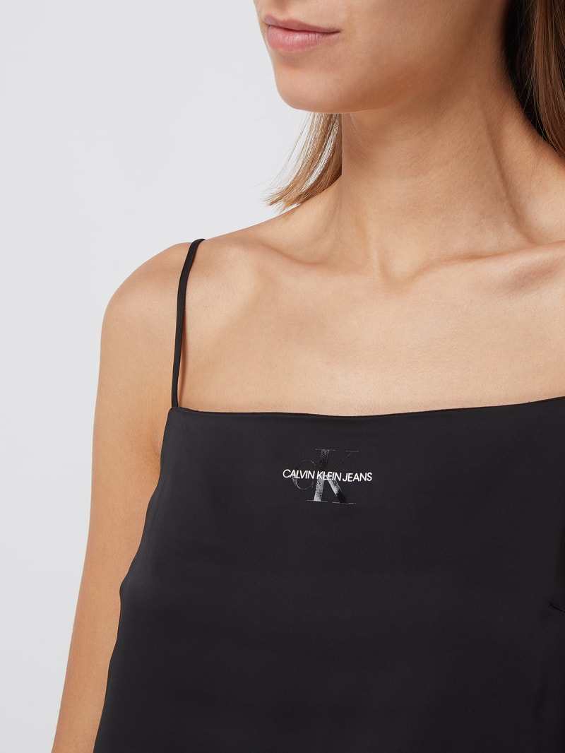 Kleid aus Satin  in schwarz