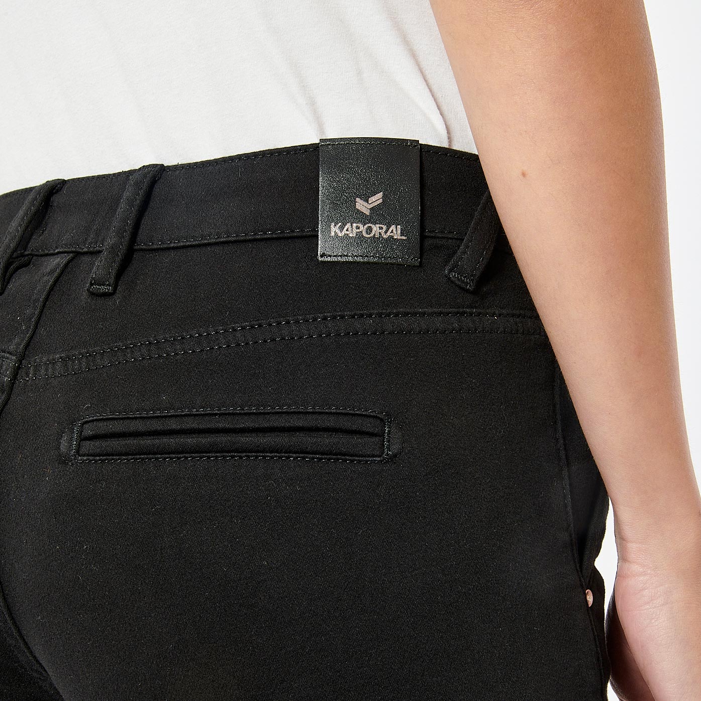 DERA   Jean slim noir femme