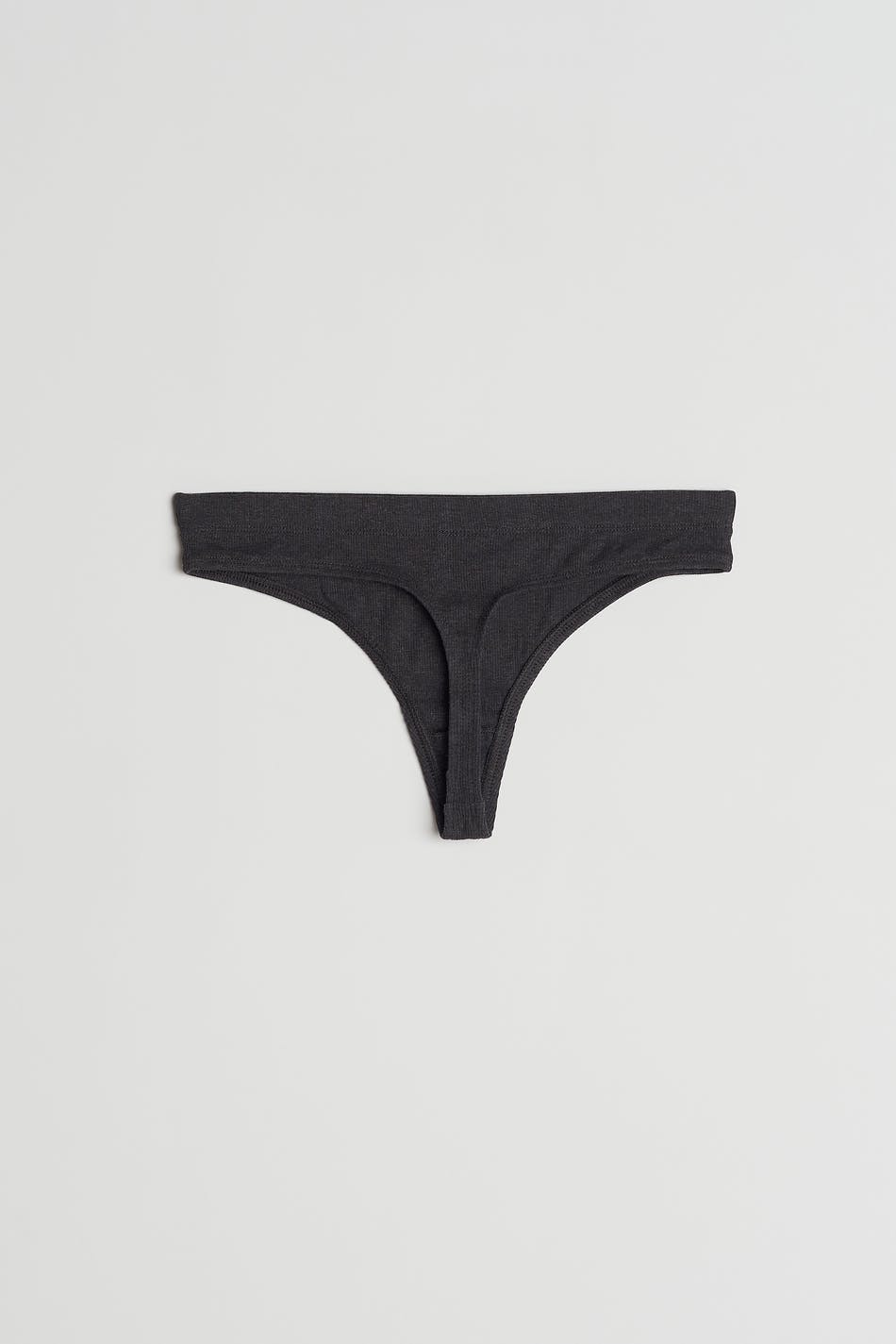Linda cotton string