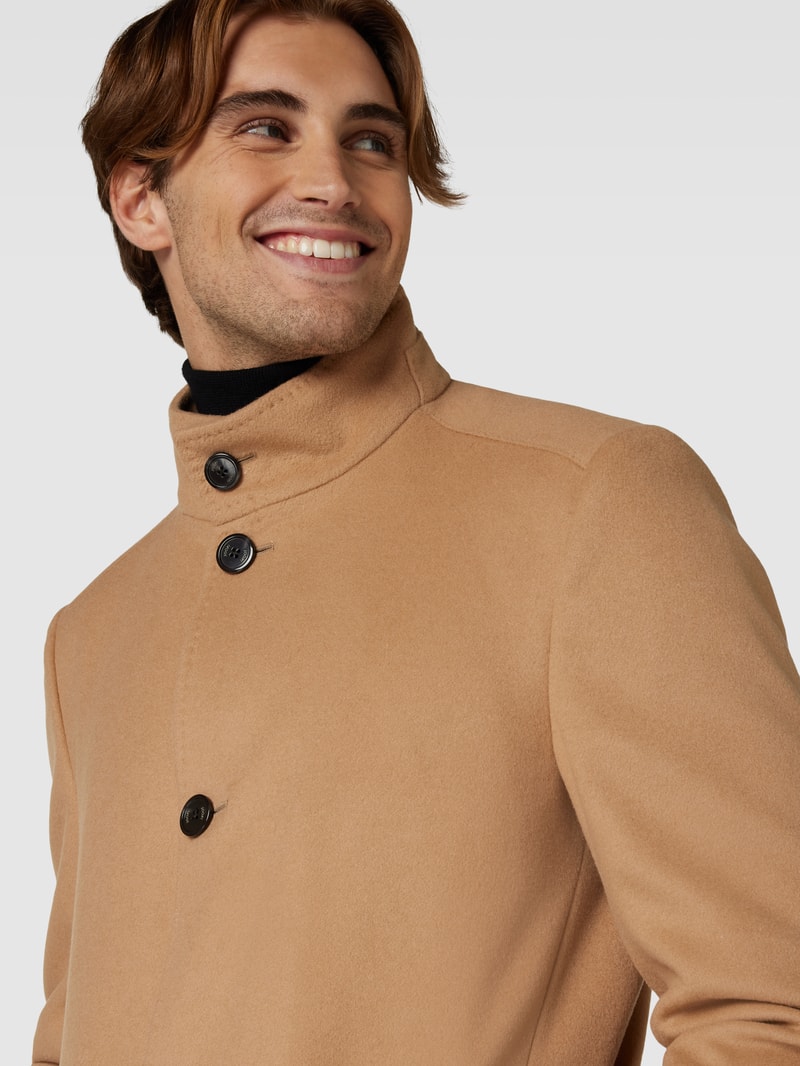 Mantel mit Eingrifftaschen Modell 'Maron' in camel