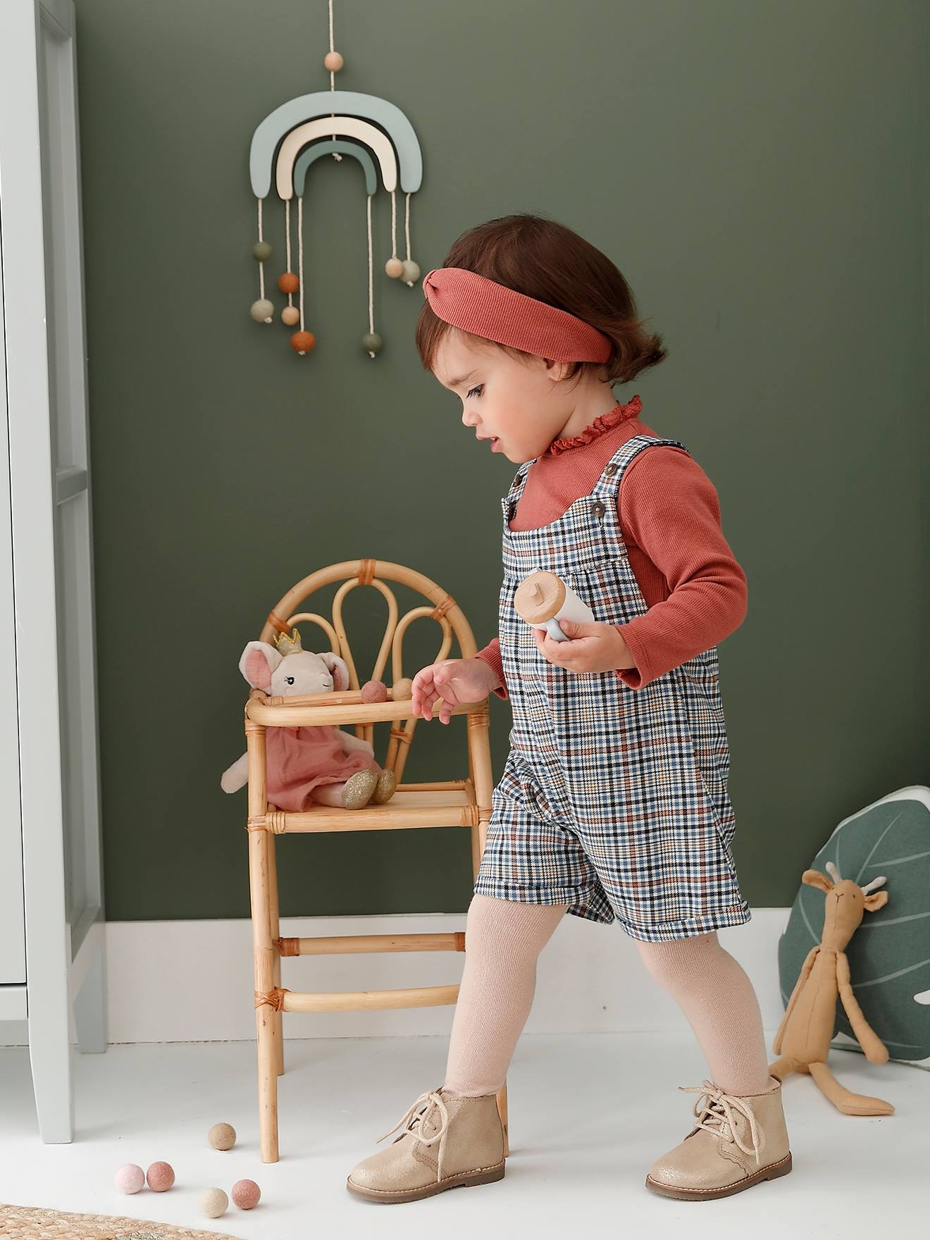 Vertbaudet Mädchen Baby-Set: Latz-Shorts, Shirt & Haarband - altrosa