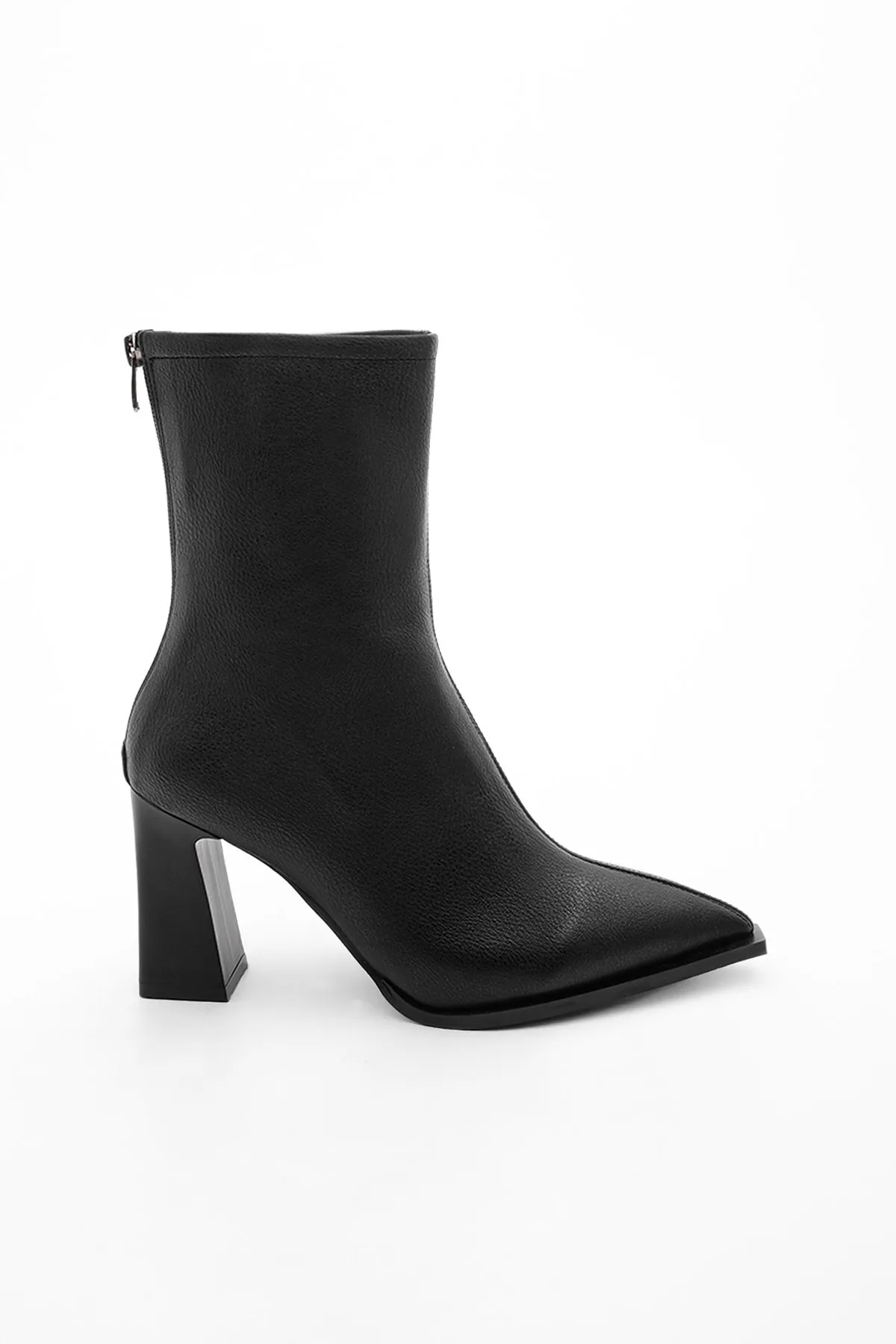 Marjin  Damenstiefel mit Absatz, spitzer Zehenbereich, Reißverschluss hinten, dicker Absatz, Kikas schwarz