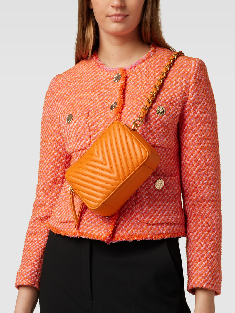 Umhängetasche mit Ziernähten Modell 'ELLA' in orange