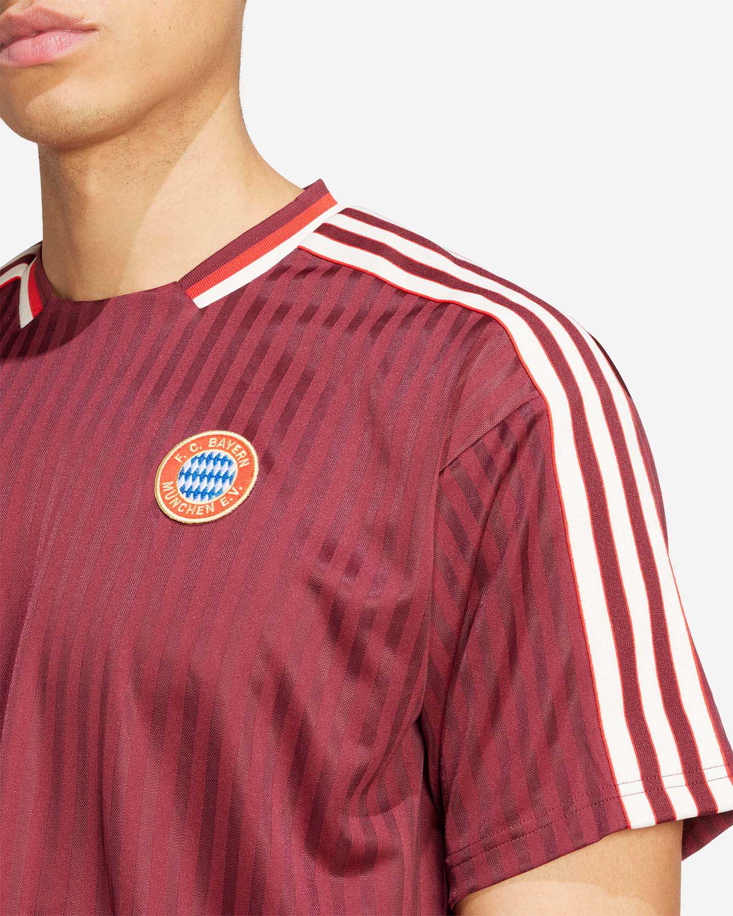 Oficiálne futbalové oblečenie Adidas Bayern Mníchov OG Icon 24-25 M JF0595