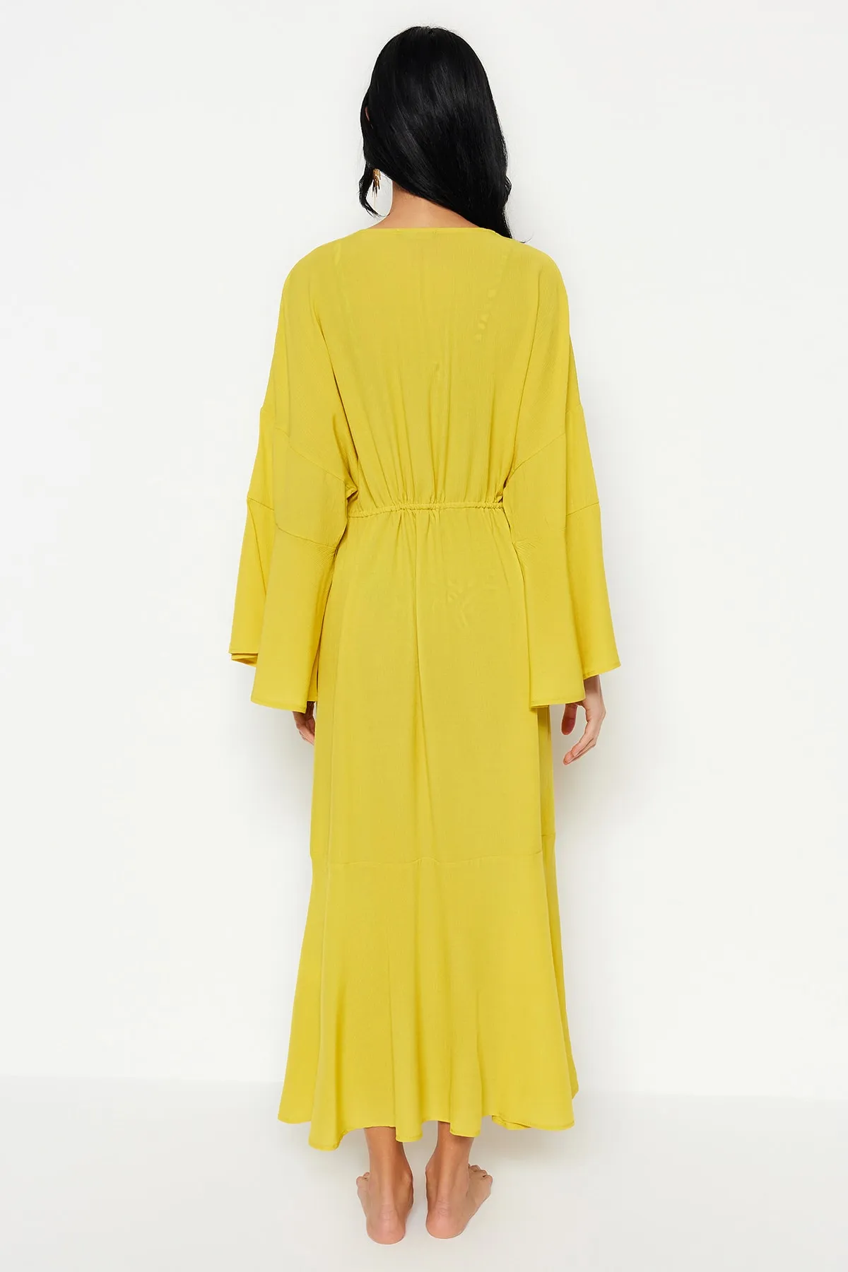 Trendyol Collection  Ölgrüner gewebter Maxi-Kimono und Kaftan mit Raffung TBESS23KM00105