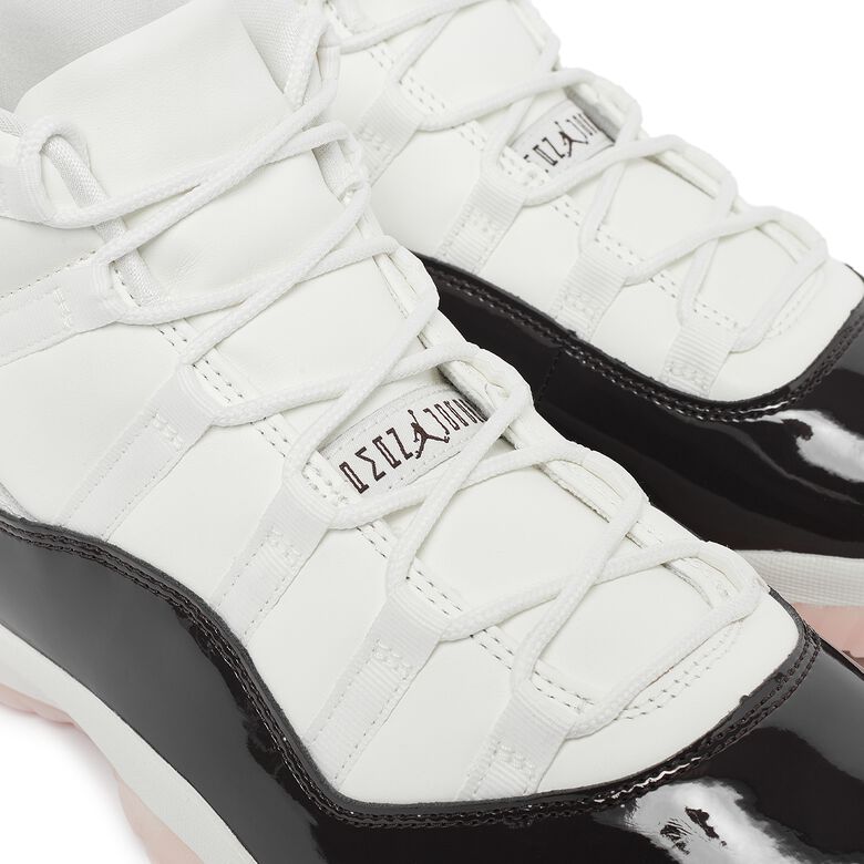 JORDAN Wmns Air Jordan 11 Retro 
