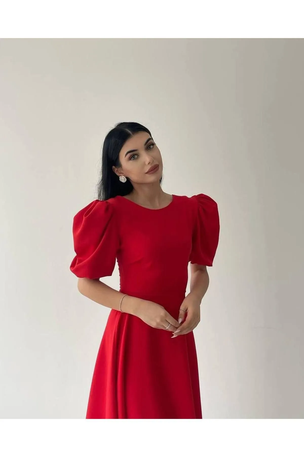 SONREİR  MIDIKLEID MIT WASSERMELONEN-ÄRMELENDETAIL