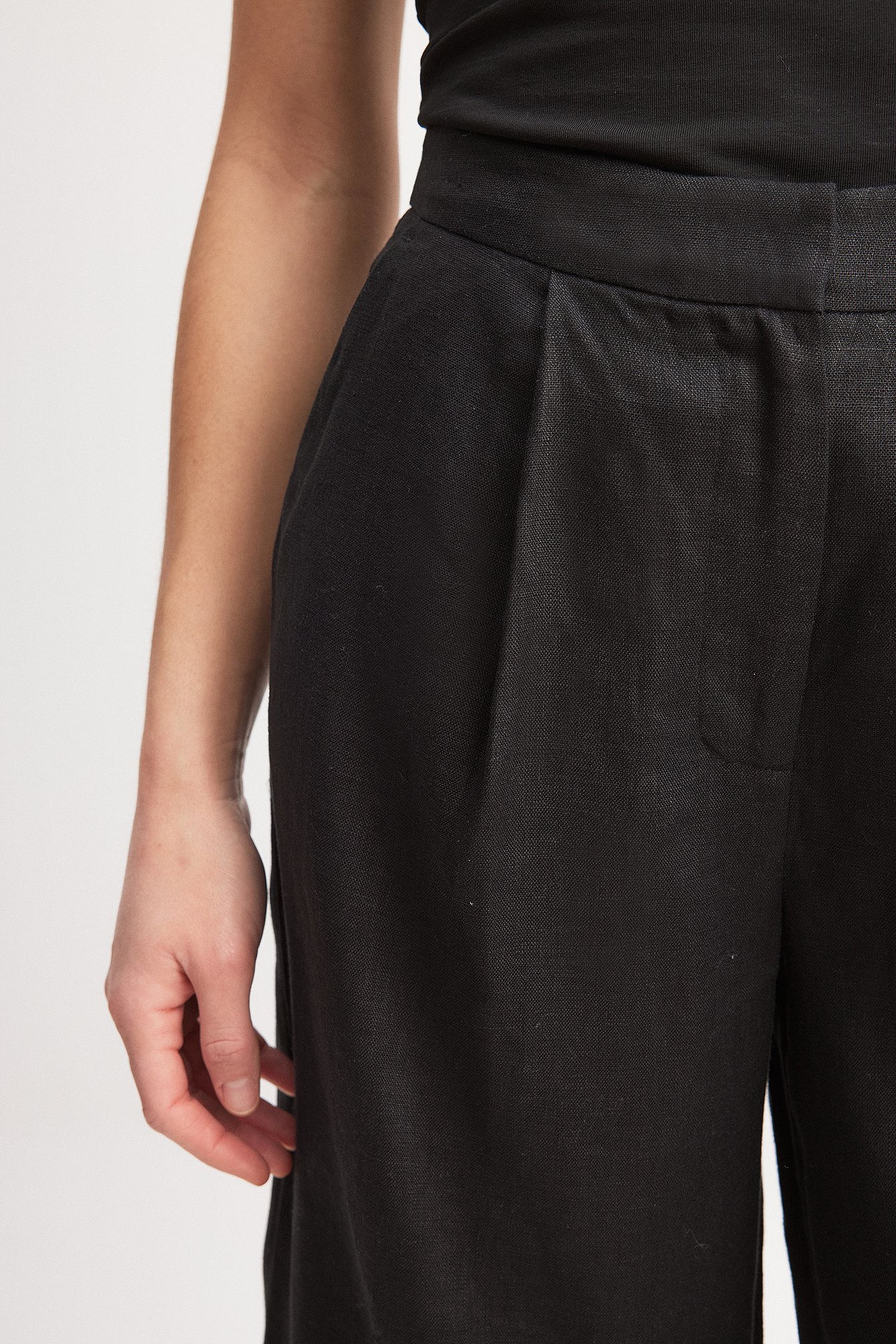 Weiter Leinen-Hosenrock mit hoher Taille