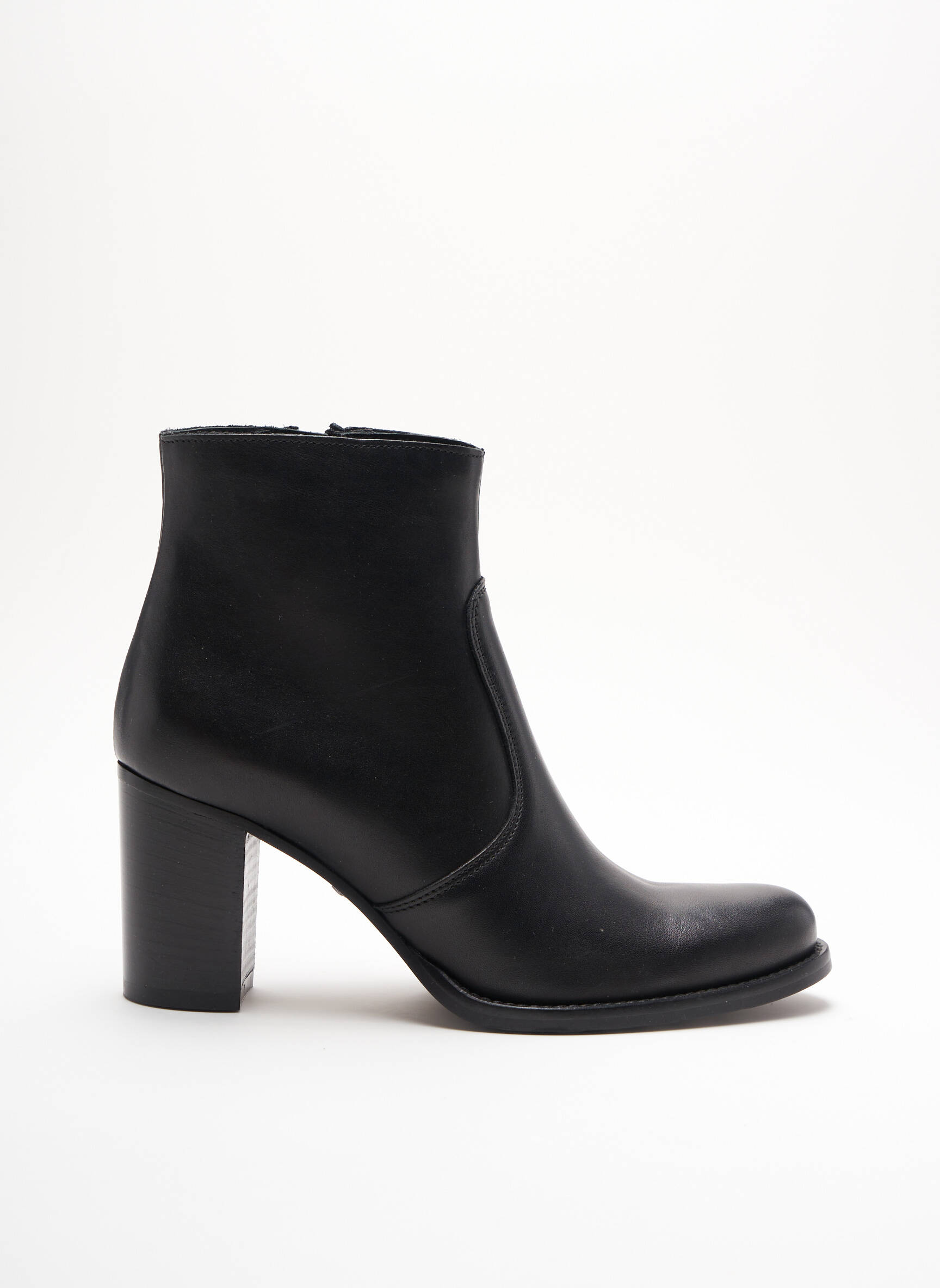 Spaziozero8 Bottines Femme couleur noir