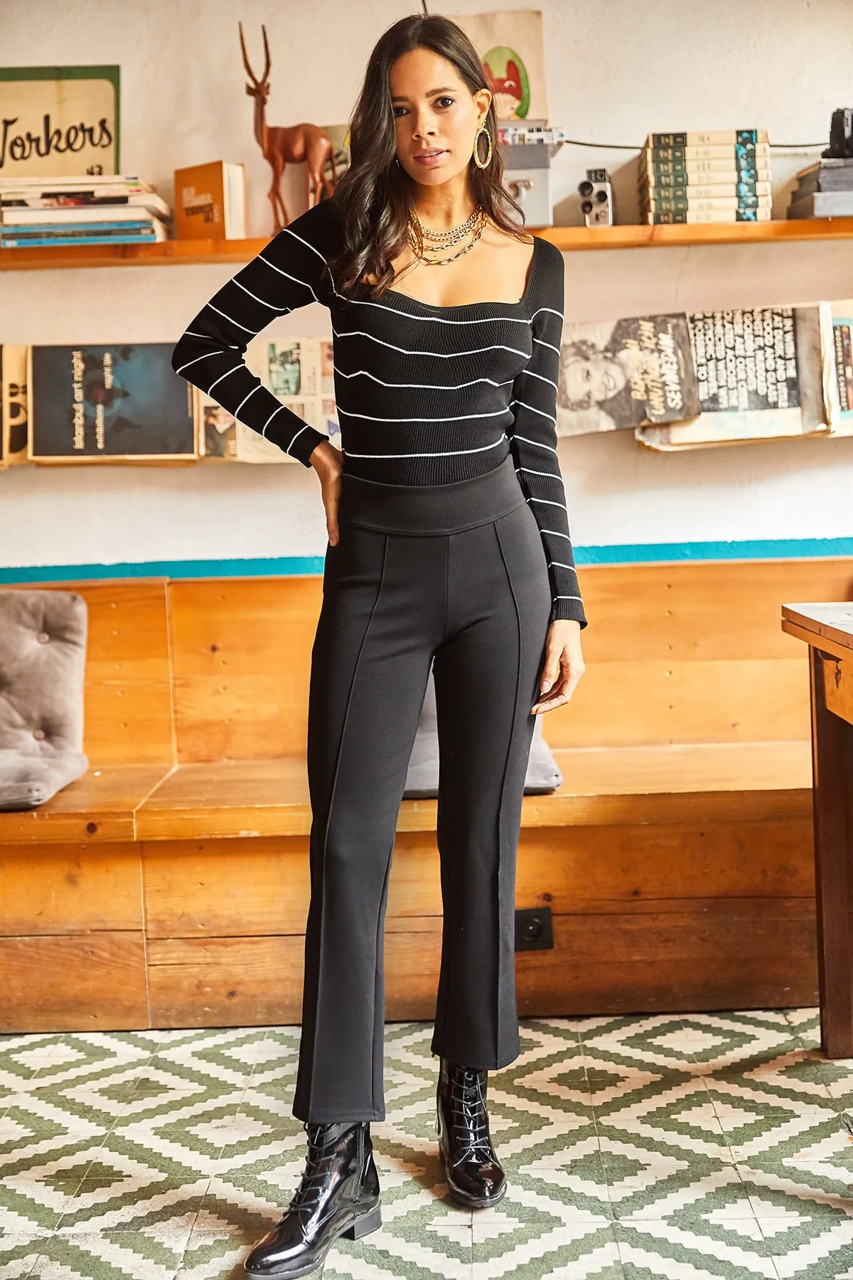 Olalook  Schwarze, vorne genähte Lycra-Zigarettenhose für Damen PNT-19000194