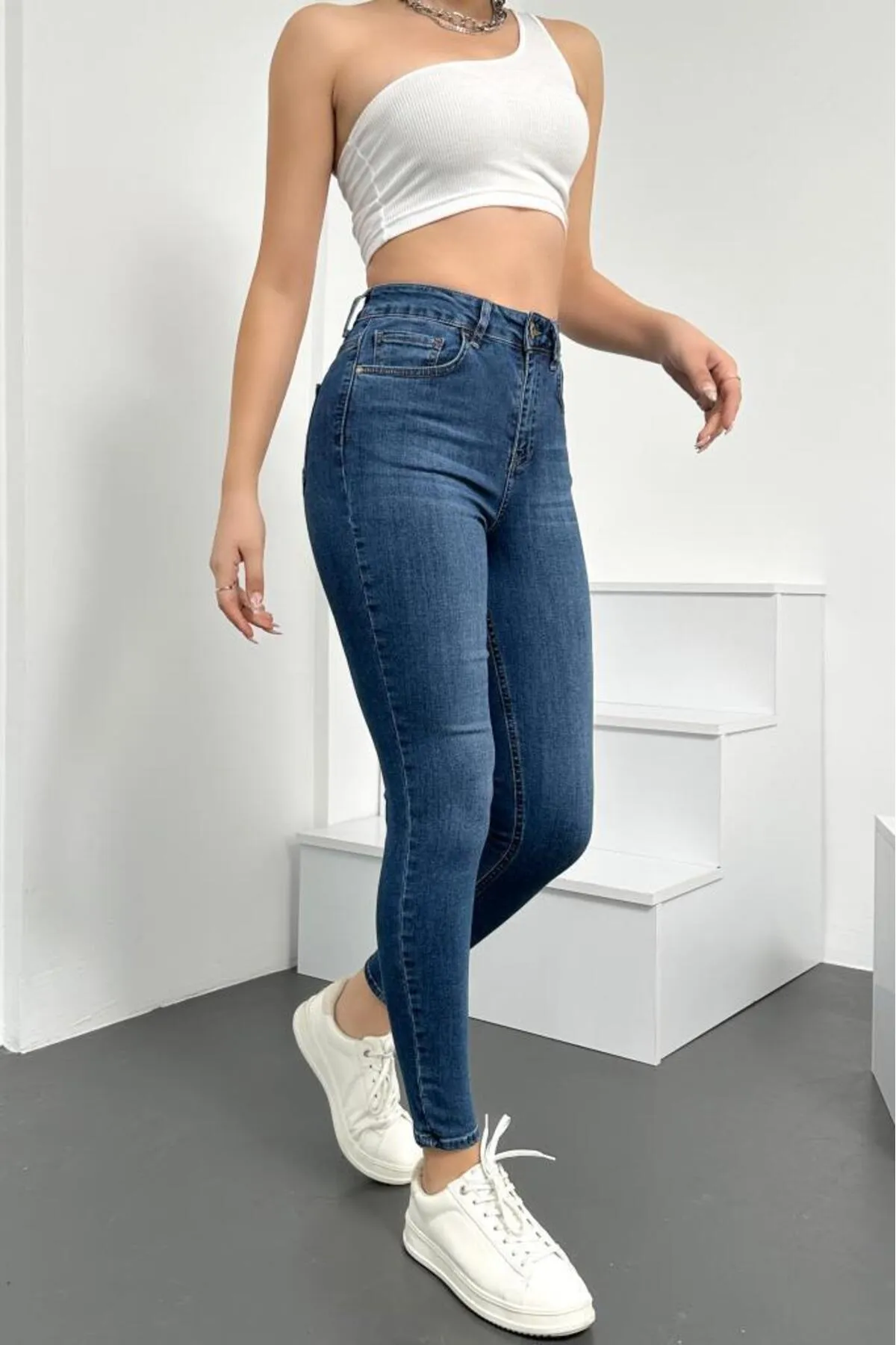 HLT JEANS  Hellblaue Super-Skinny-Fit-Jeanshose für Damen aus dehnbarem Lycra-Denim mit hoher Taille, Jennie-Hellblau