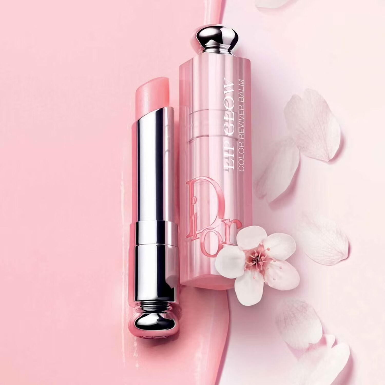 Dior Dior Addict Lip Glow Baume à lèvres - 97% d’ingrédients d’origine naturelle