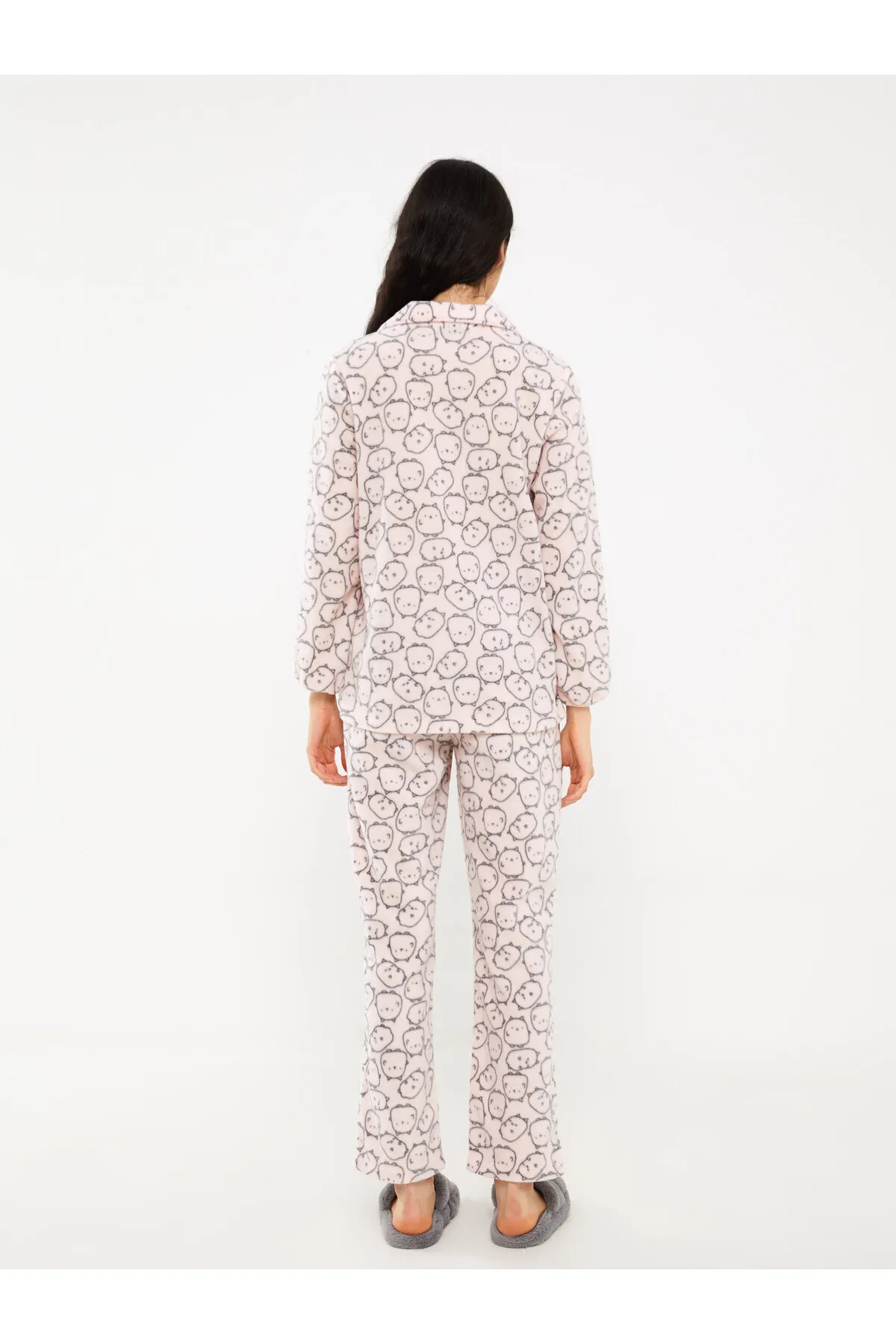 LC Waikiki  Damen-Pyjama-Set aus gemustertem Hemdkragen mit langen Ärmeln aus Fleece