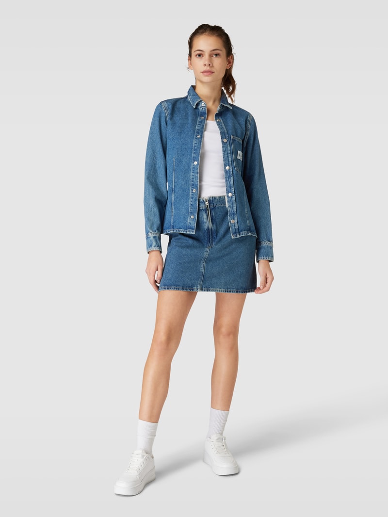 Jeansbluse mit Brusttasche in jeans