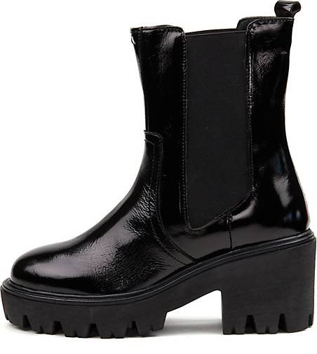 Another A Chelsea Boot