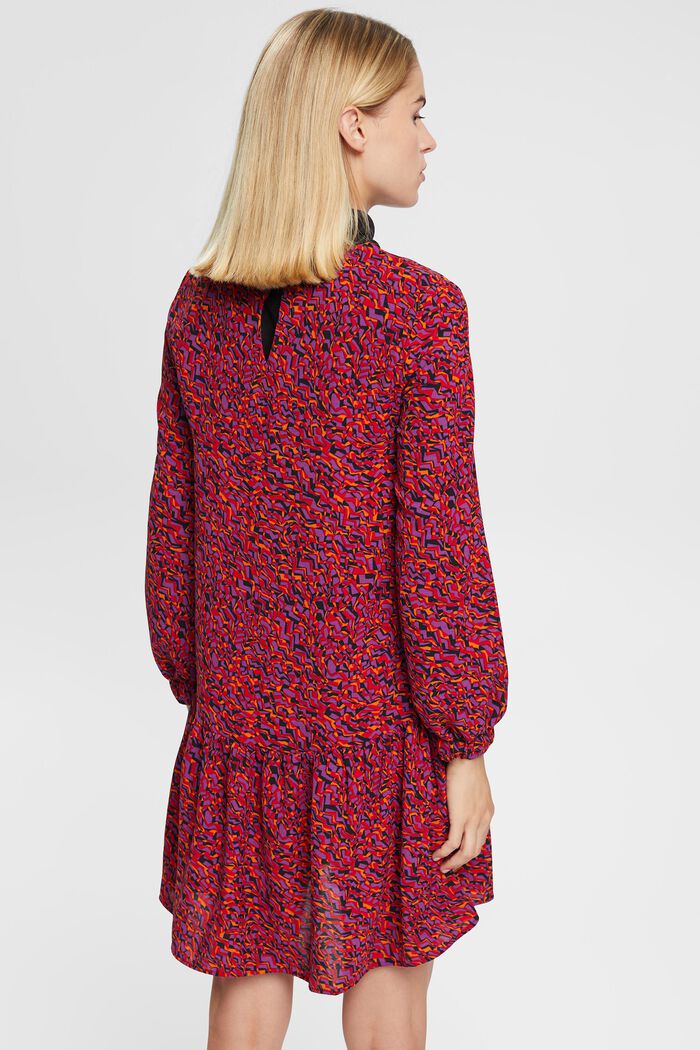 Minikleid mit Muster und Cut-out