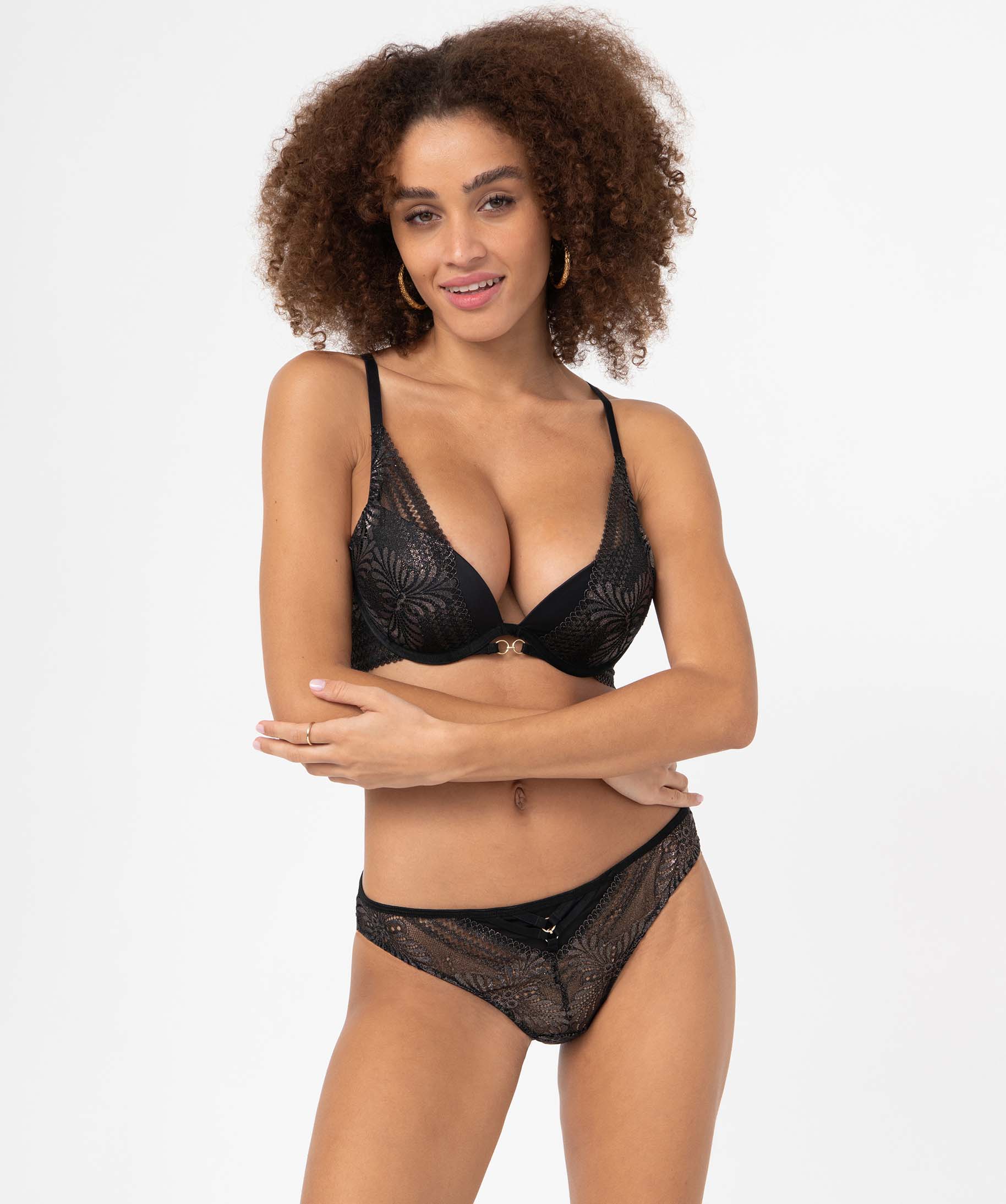 Tanga femme en dentelle scintillante et tulle noir | GEMO