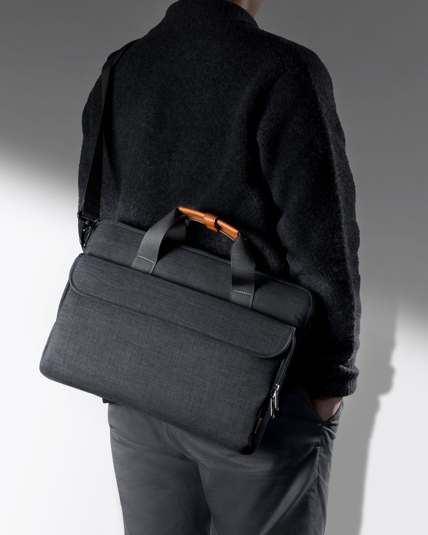 Inateck Laptoptasche 15.6 Zoll Schultertasche 360° Rundumschutz spritzwassergeschützte