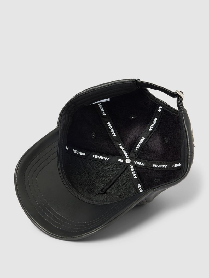 Basecap mit Label-Detail in schwarz