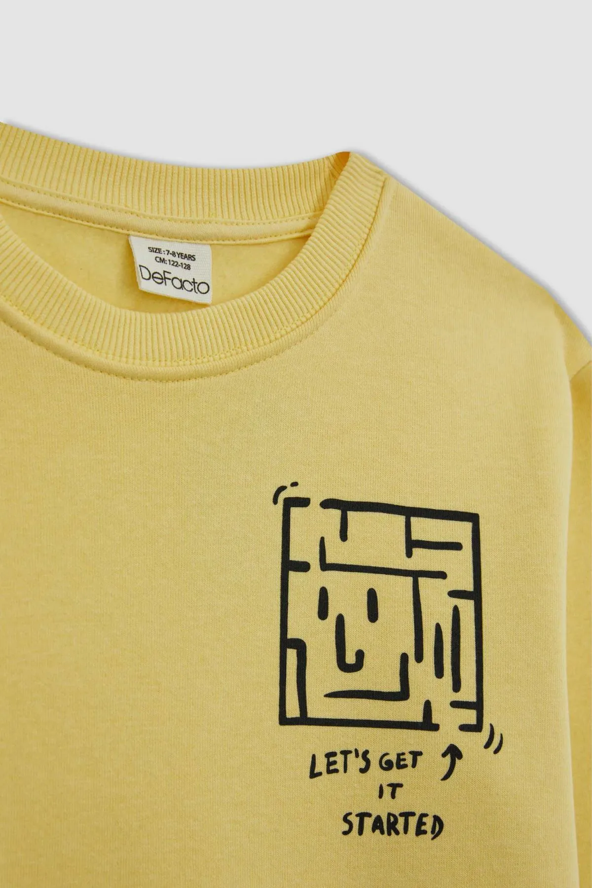 DeFacto  Dickes Sweatshirt mit normaler Passform und Rundhalsausschnitt für Jungen