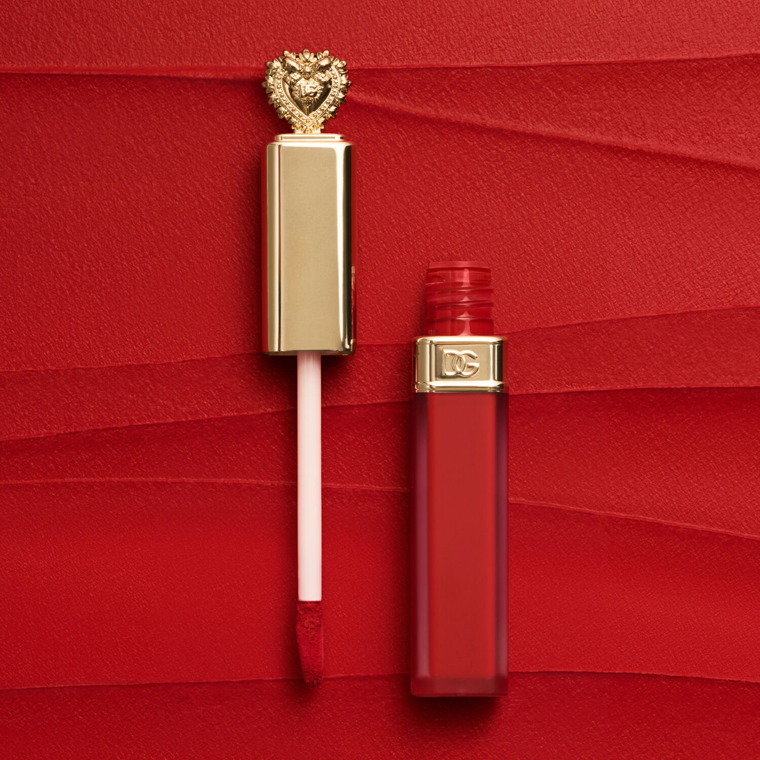 Dolce & Gabbana DEVOTION LIP LAC Le Rouge à Lèvres Liquide en Mousse