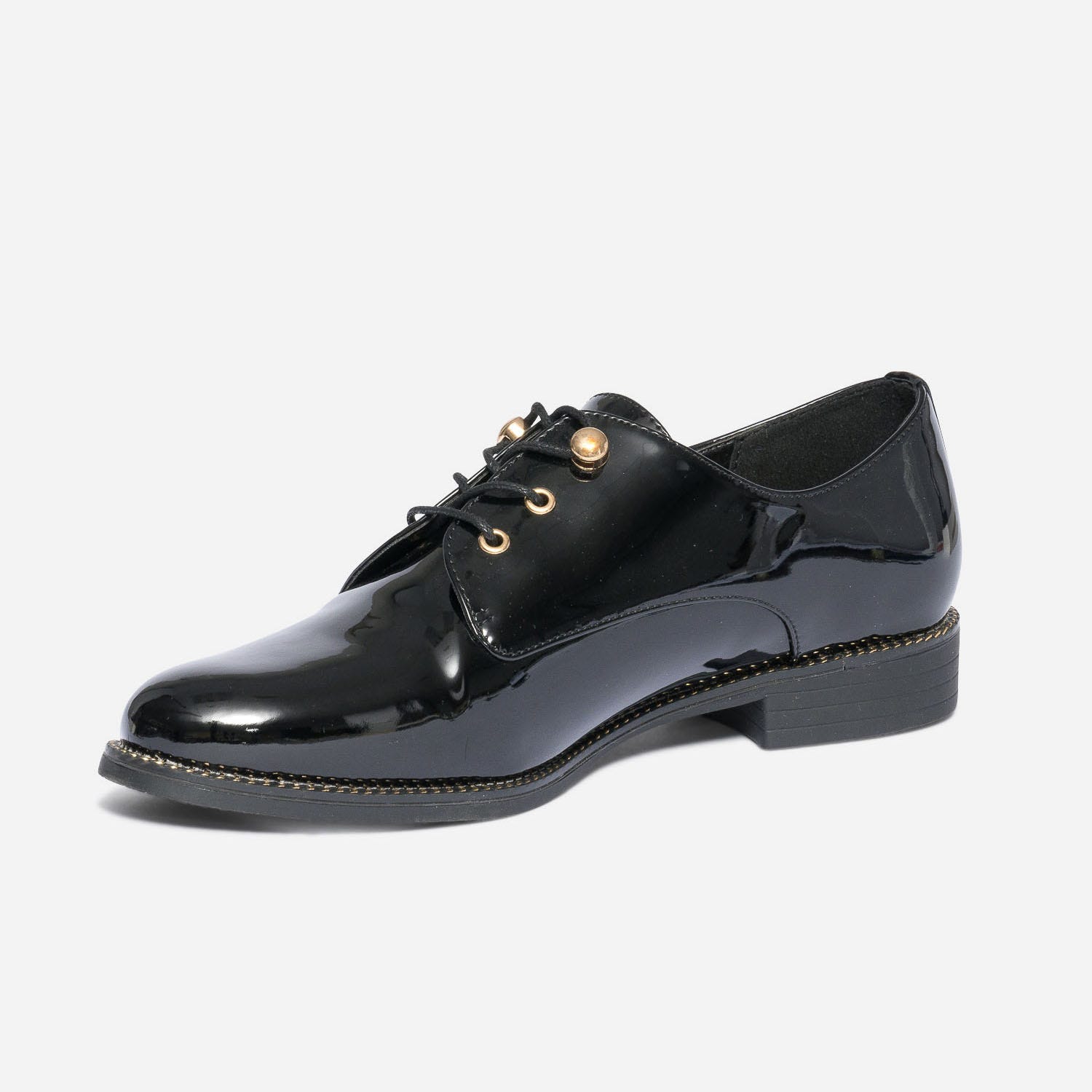 Derby noir verni
