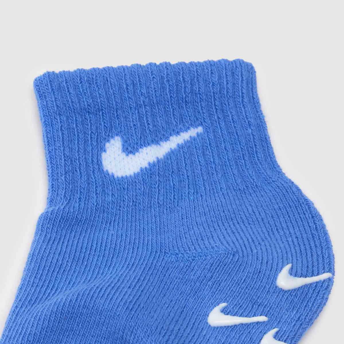 Nike blå multifärgade swoosh-strumpor för barn, 3-pack