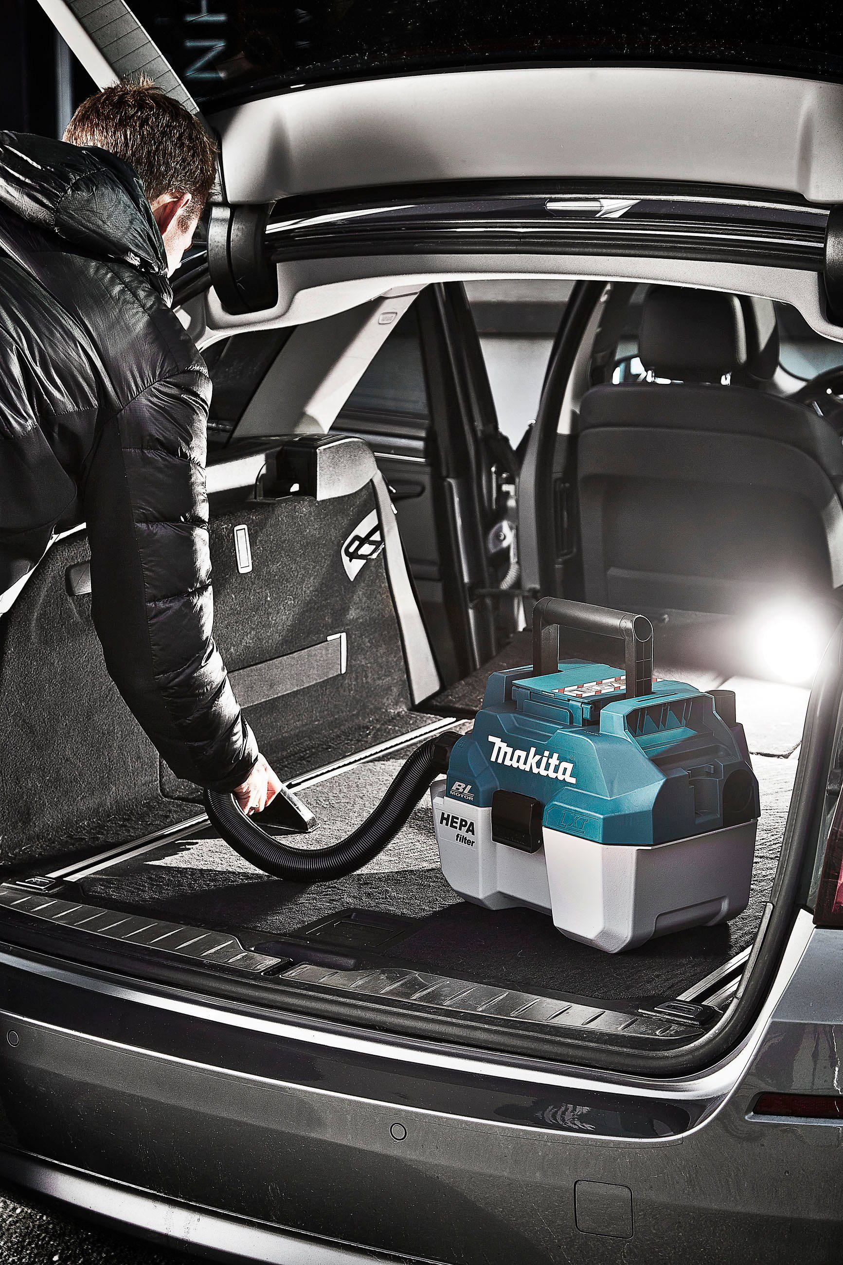 Makita Nass-Trocken-Akkusauger DVC750LZX3, ohne Akku und Ladegerät