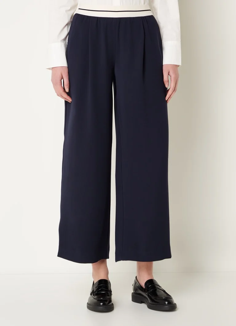 Pantaloni scurți Reiss cu croi larg și buzunare laterale