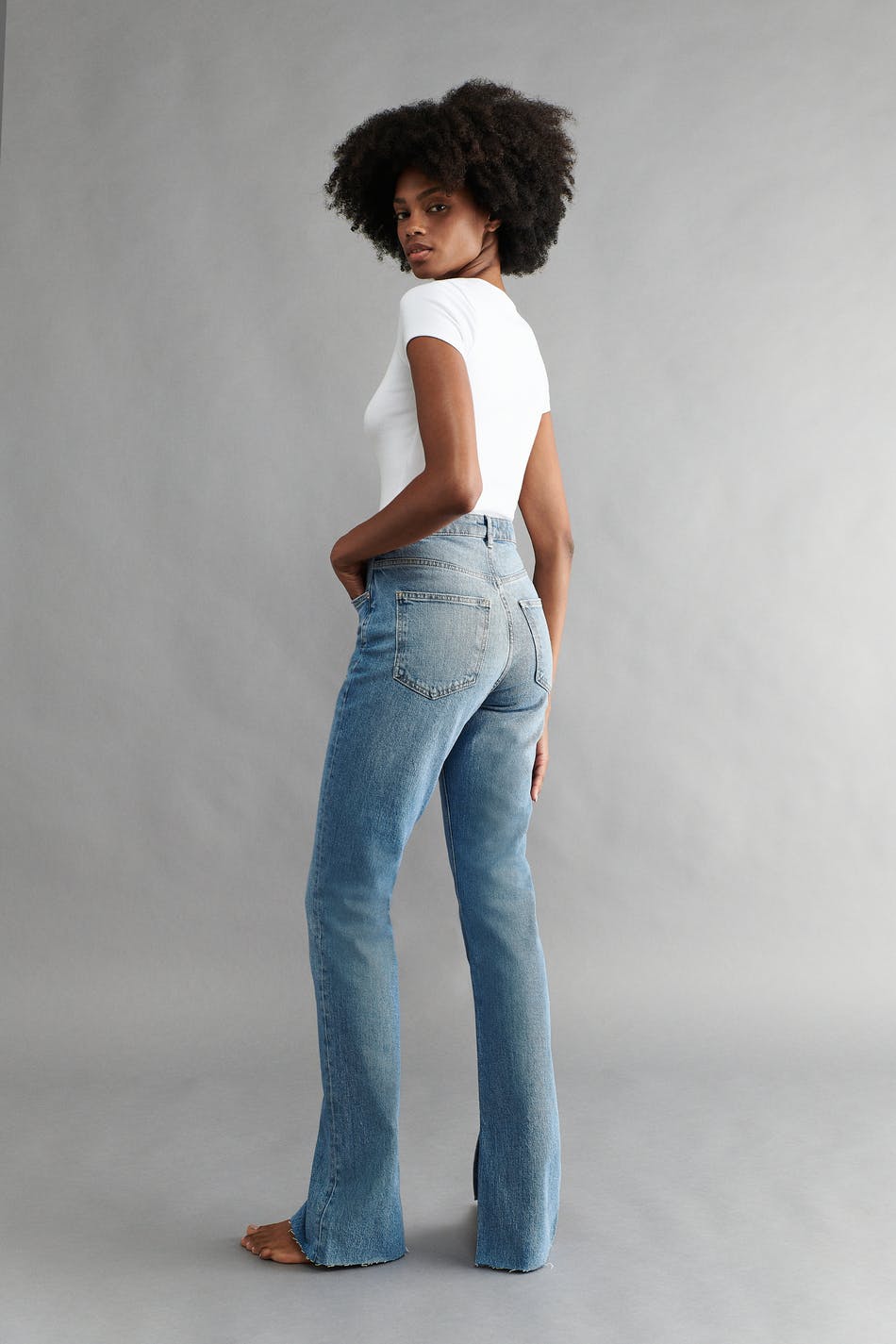 High waist slit jeans