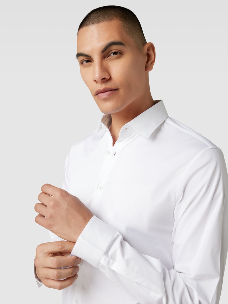 Slim Fit Business-Hemd mit Kentkragen Modell 'Bari' in weiß