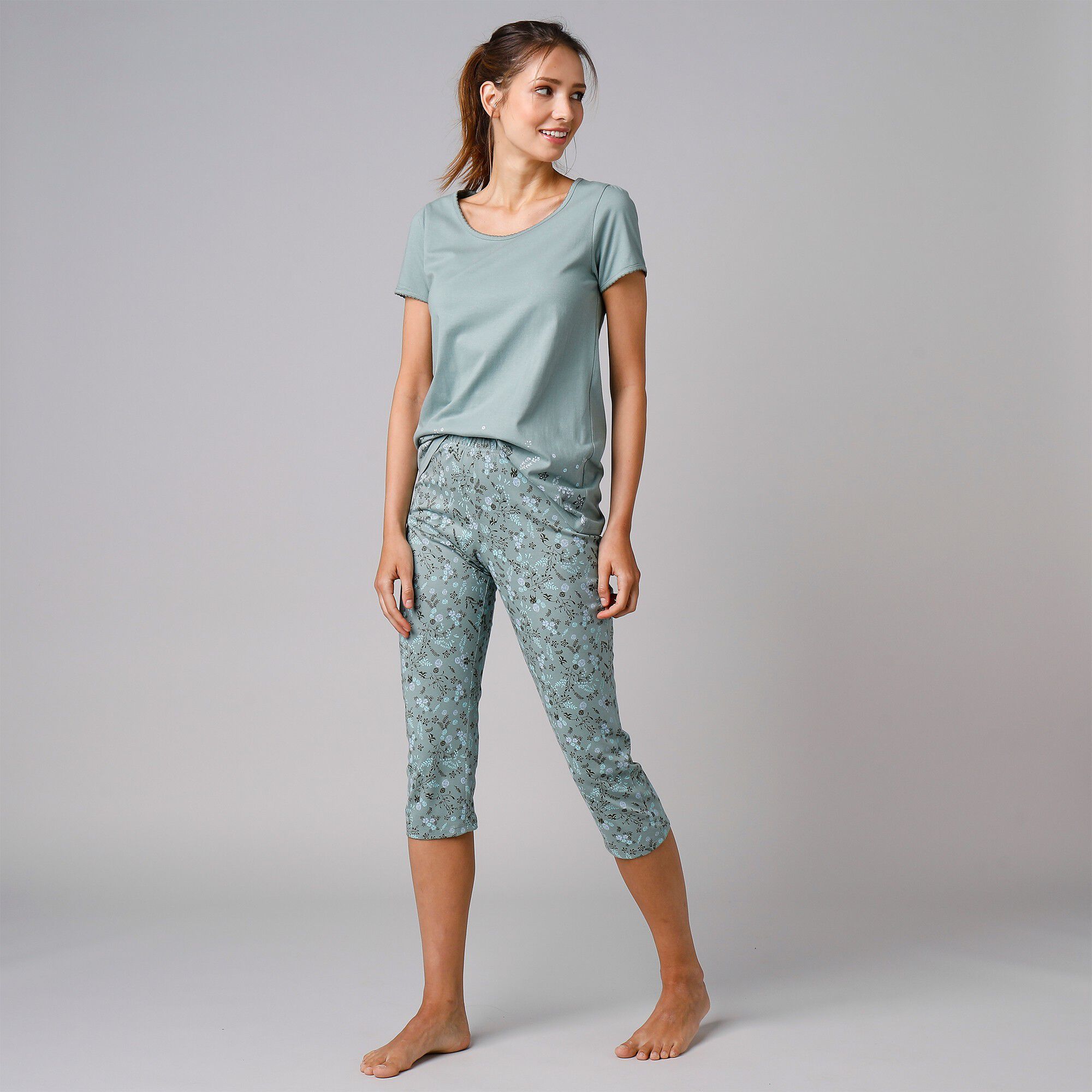 Pantacourt de pyjama imprimé fleurs