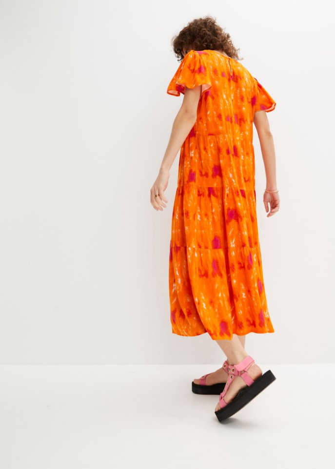Knieumspielendes Jerseykleid mit Flügelärmeln, Volants und Taschen