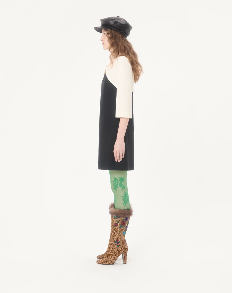 Vestido curto de crepe de alta costura