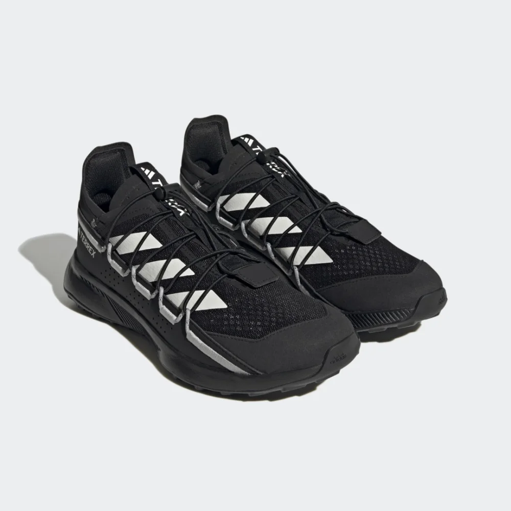 adidas Voyager 21 Travel HP8612 / schwarz