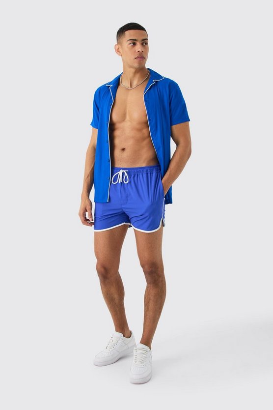 Kurzärmliges Hemd mit Paspeln & Badehose