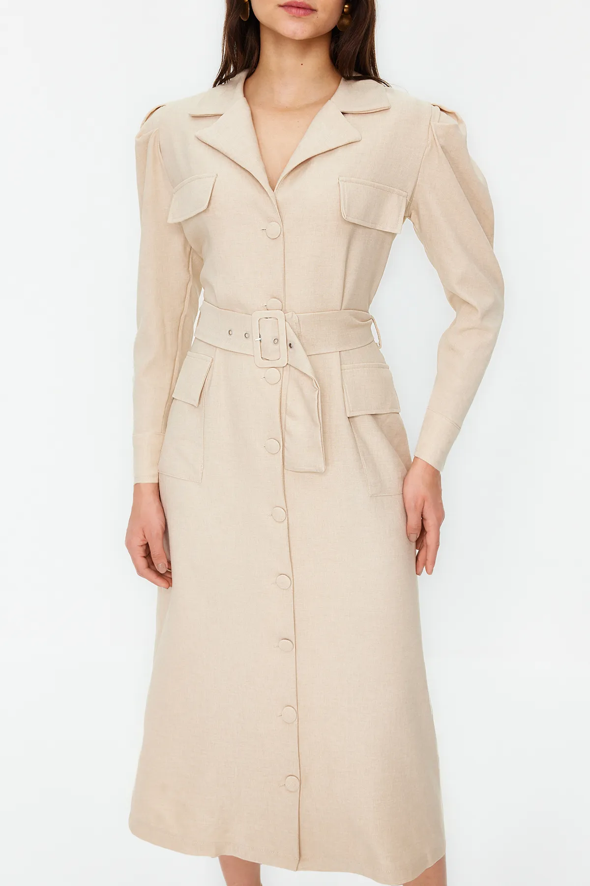 Trendyol Modest  Steinfarbenes, gewebtes Hemdkleid in Leinenoptik mit Gürtel TCTSS24EB00017