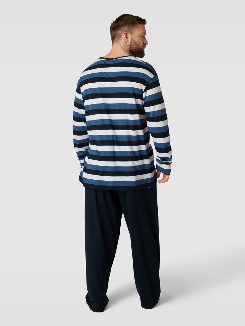 PLUS SIZE Pyjama mit Streifenmuster Modell 'MELBOURNE' in blau