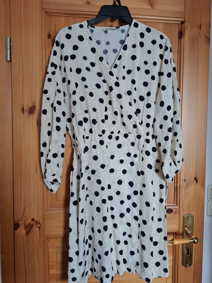 Mexx Kleid in Creme/ Schwarz günstig kaufen 44
